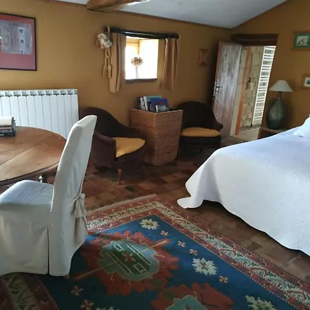 Bed & Breakfast Le Clos Des Fayes 3*