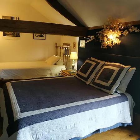Le Clos Des Fayes