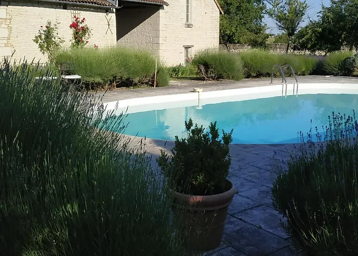 Le Clos Des Fayes Couette-café 3*