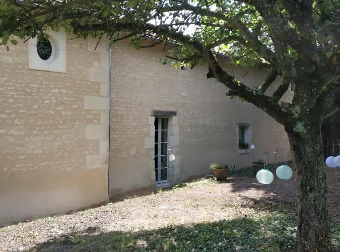 Bed and breakfast Le Clos Des Fayes Berthegon