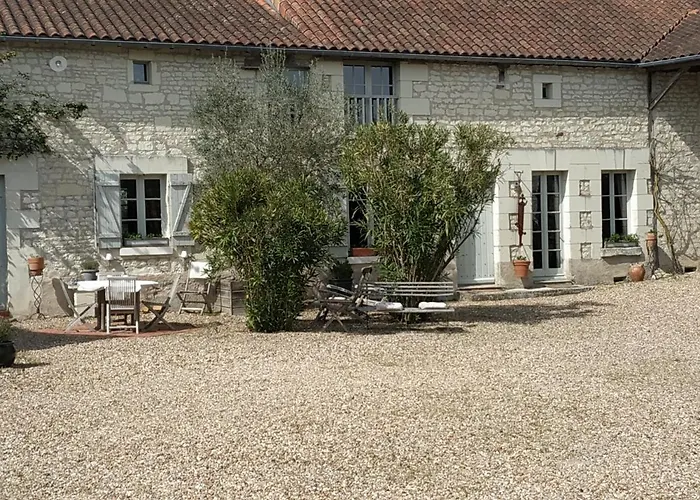 Le Clos Des Fayes Berthegon